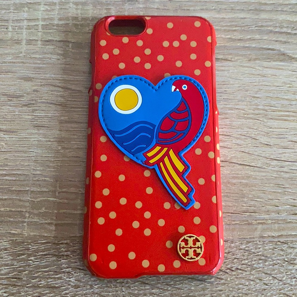 Tory Burch Red Parrot Love iPhone 7/8 case!